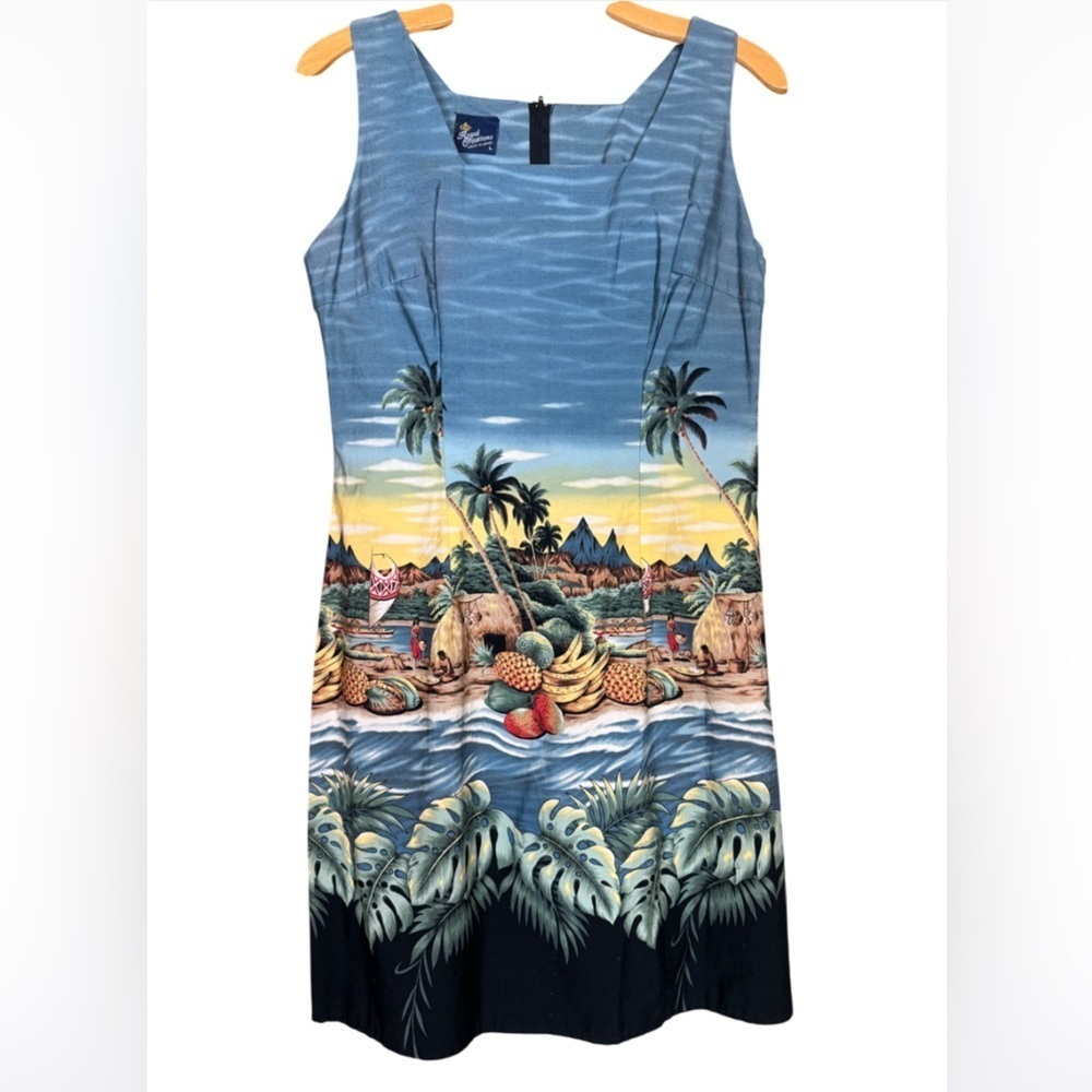 Vintage Royal Creations Made in Hawaii dress with tropical print Size Large